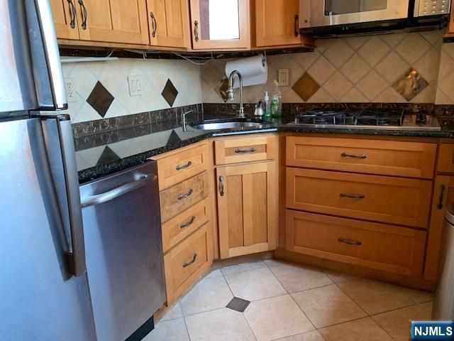 6515 Boulevard E 2 J, West New York, NJ 07093