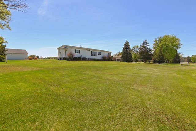 N688 BELLIN ROAD, Fremont, WI 54940