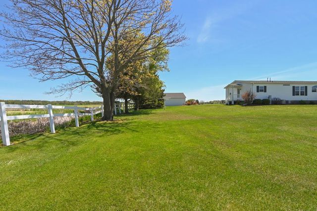 N688 BELLIN ROAD, Fremont, WI 54940
