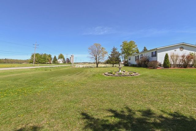 N688 BELLIN ROAD, Fremont, WI 54940