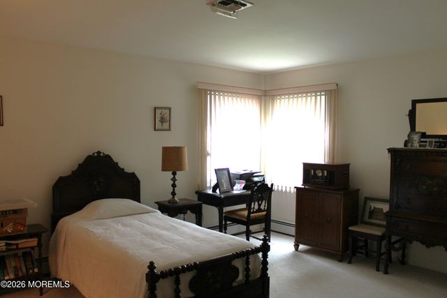 221 Orlando Boulevard, Toms River, NJ 08757