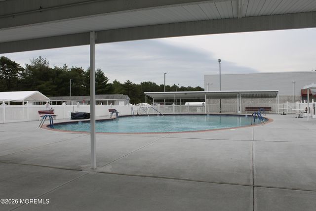 221 Orlando Boulevard, Toms River, NJ 08757