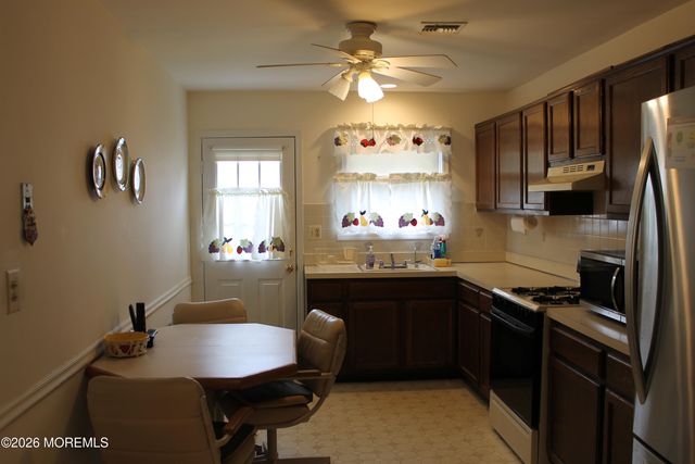 221 Orlando Boulevard, Toms River, NJ 08757