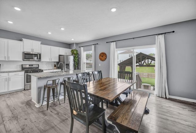 291 Flint Court, Commercial Point, OH 43116