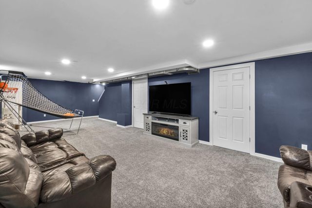 291 Flint Court, Commercial Point, OH 43116