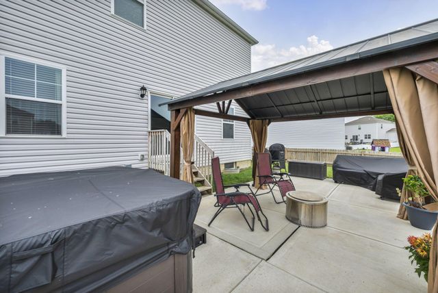 291 Flint Court, Commercial Point, OH 43116