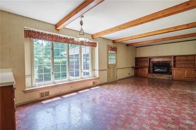 22 Snowberry Circle, Penfield, NY 14526