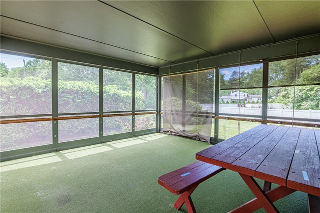 22 Snowberry Circle, Penfield, NY 14526