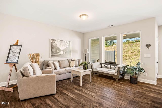 254 Deardom Way, Chapel Hill, NC 27516