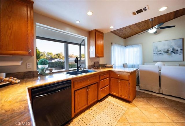 203 Rhesa, Fallbrook, CA 92028