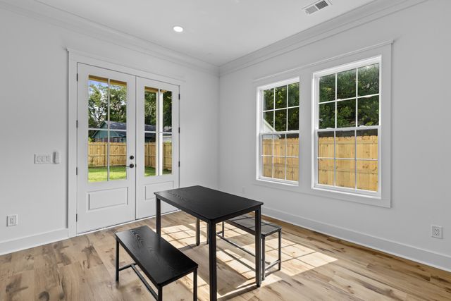1918 Emden Street, North Charleston, SC 29406