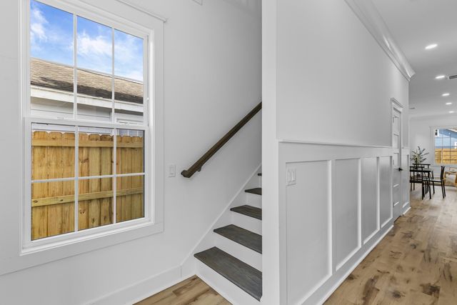 1918 Emden Street, North Charleston, SC 29406