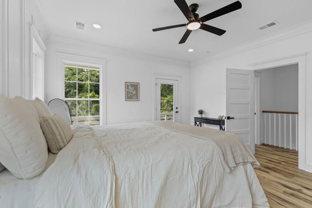1918 Emden Street, North Charleston, SC 29406