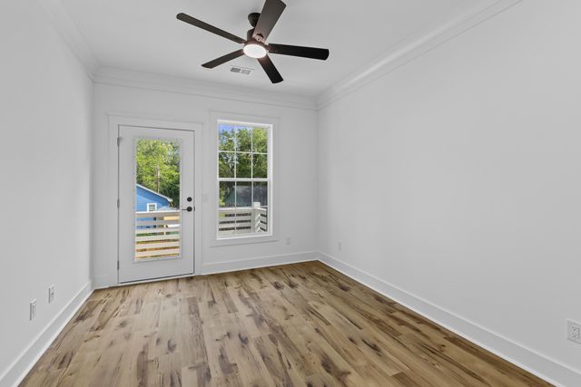 1918 Emden Street, North Charleston, SC 29406