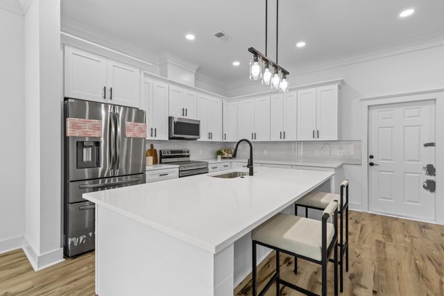 1918 Emden Street, North Charleston, SC 29406