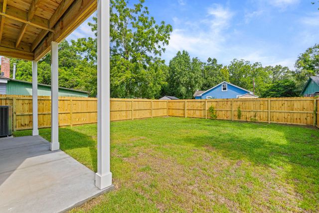 1918 Emden Street, North Charleston, SC 29406