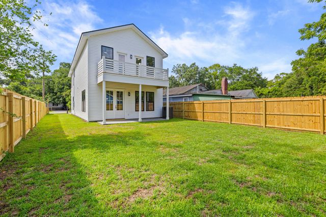 1918 Emden Street, North Charleston, SC 29406