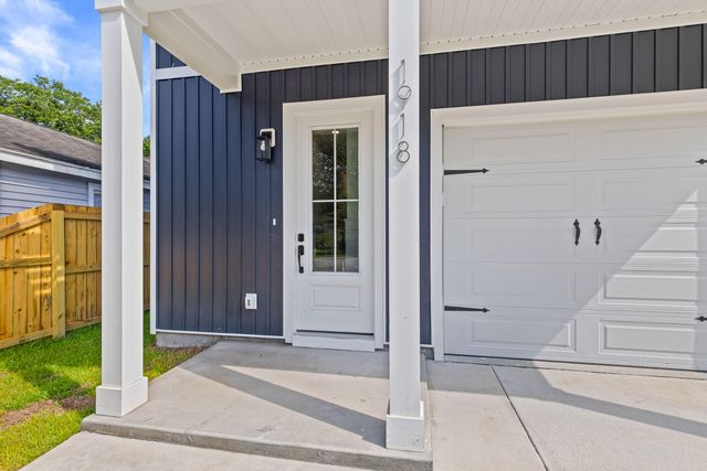 1918 Emden Street, North Charleston, SC 29406