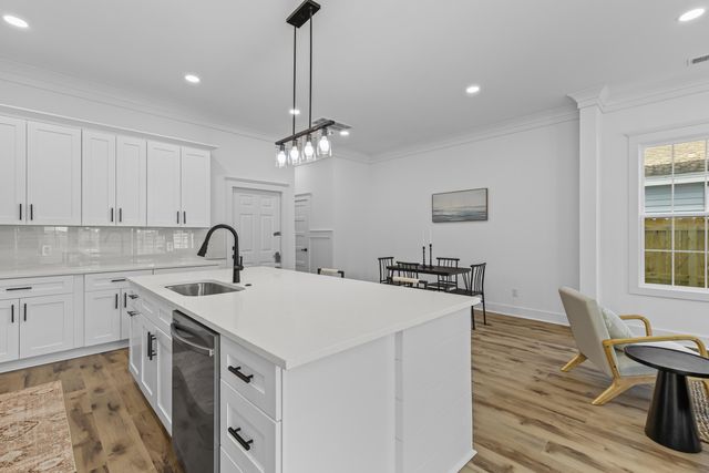 1918 Emden Street, North Charleston, SC 29406