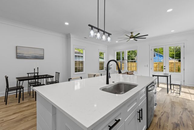 1918 Emden Street, North Charleston, SC 29406