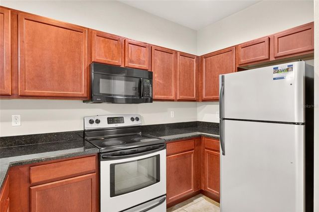 2942 SW 35TH PLACE 33, Gainesville, FL 32608