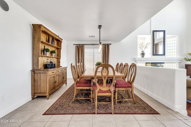 3955 E INDIGO BAY Court, Gilbert, AZ 85234