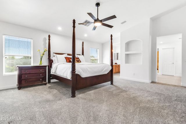 3955 E INDIGO BAY Court, Gilbert, AZ 85234