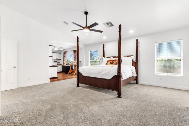 3955 E INDIGO BAY Court, Gilbert, AZ 85234