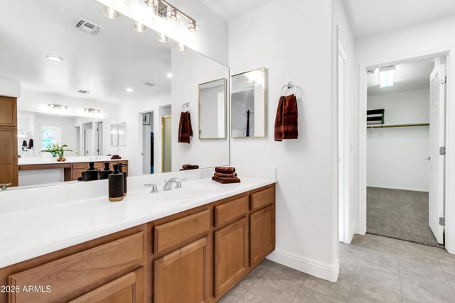 3955 E INDIGO BAY Court, Gilbert, AZ 85234