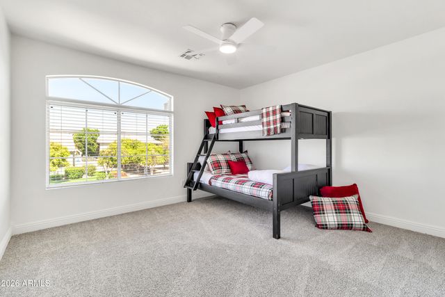 3955 E INDIGO BAY Court, Gilbert, AZ 85234