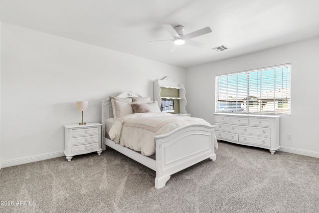 3955 E INDIGO BAY Court, Gilbert, AZ 85234