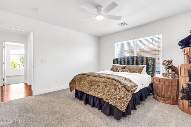 3955 E INDIGO BAY Court, Gilbert, AZ 85234