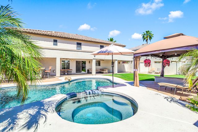 3955 E INDIGO BAY Court, Gilbert, AZ 85234