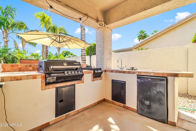 3955 E INDIGO BAY Court, Gilbert, AZ 85234