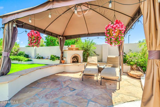 3955 E INDIGO BAY Court, Gilbert, AZ 85234