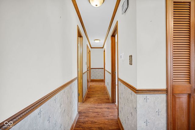 4540 Woodcrest Drive, Columbus, IN 47203