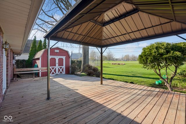 4540 Woodcrest Drive, Columbus, IN 47203