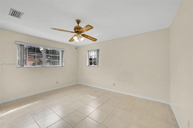 980 Renmar Dr, Plantation, FL 33317