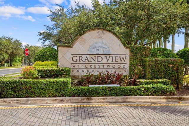 200 N Crestwood Court N 211, Royal Palm Beach, FL 33411