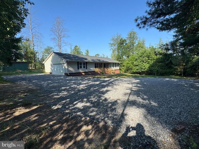 14720 DOVEY RD, Spotsylvania, VA 22551