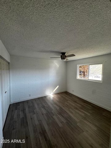 128 W Winston Drive, Phoenix, AZ 85041