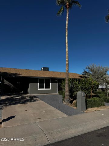 128 W Winston Drive, Phoenix, AZ 85041