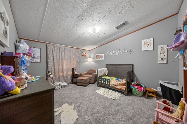 225 Quail Run, Lytle, TX 78052