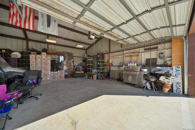 225 Quail Run, Lytle, TX 78052