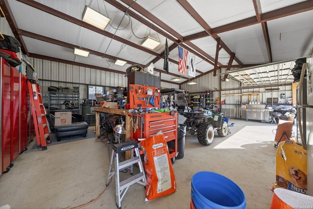 225 Quail Run, Lytle, TX 78052