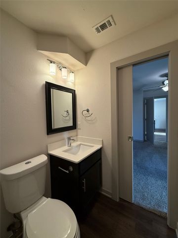 2106 Bennett Avenue 106, Dallas, TX 75206