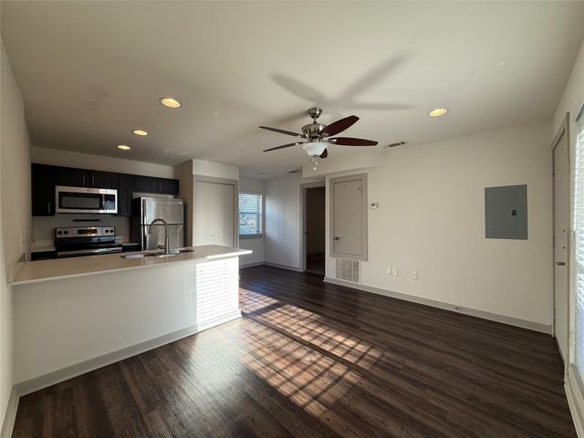 2106 Bennett Avenue 106, Dallas, TX 75206