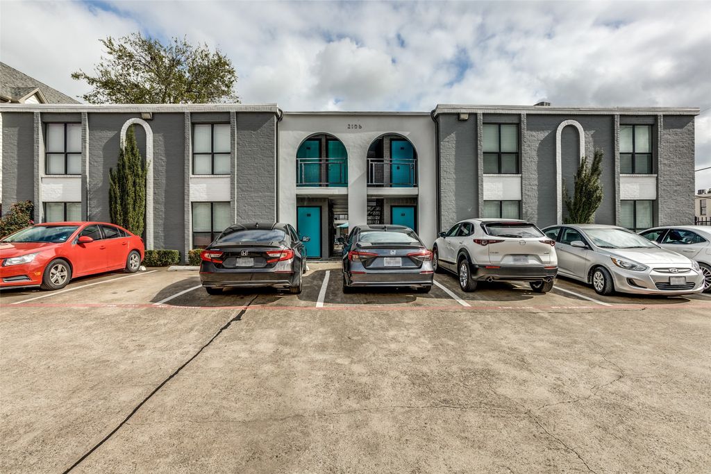 2106 Bennett Avenue 106, Dallas, TX 75206