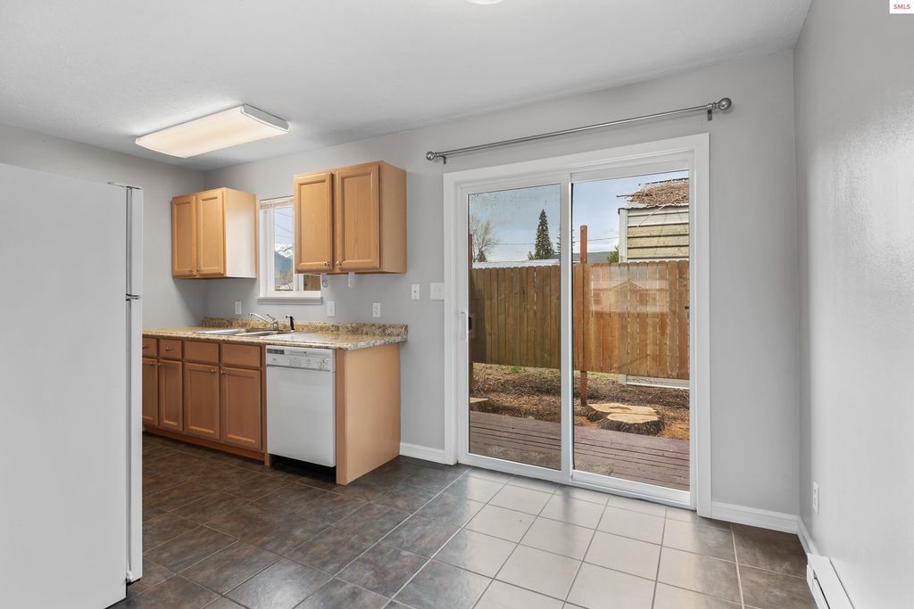 301 W 2nd Ave # 6, Kootenai, ID 83840 photo 18