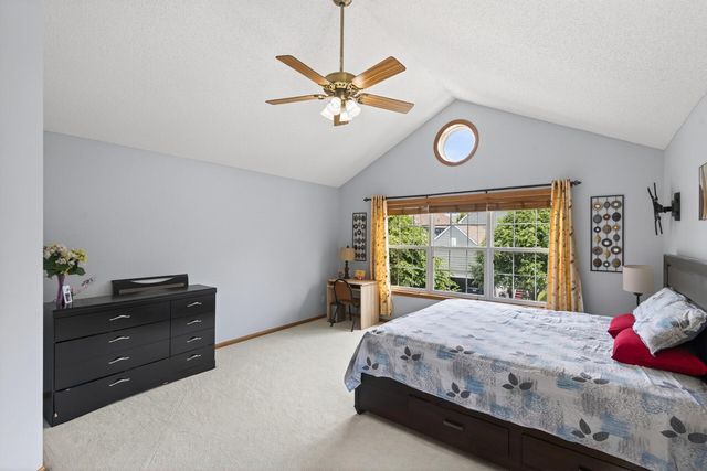10013 Iris Lane, Eden Prairie, MN 55347